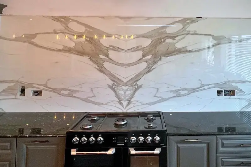 Heat-Resistant Kitchen Splashbacks: Which Stone Handles The Heat Best?
