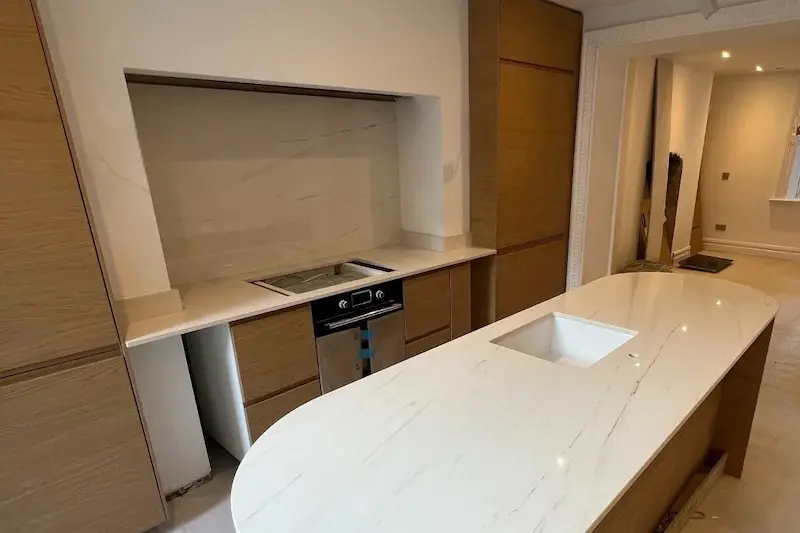 Heat-Resistant Kitchen Splashbacks - Which Stone Handles The Heat Best? - The Stone Gallery (2)