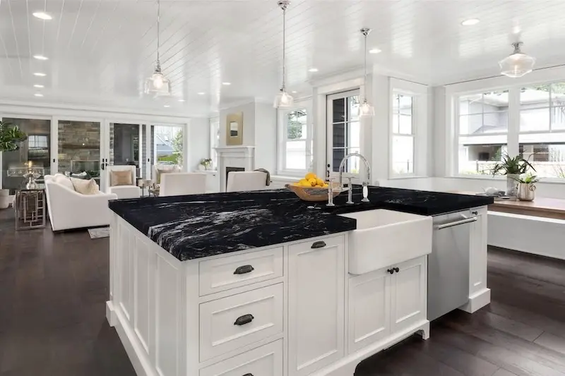 Quartzite vs Quartz Worktops: Understanding The Important Differences