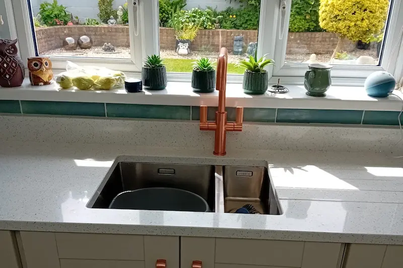 5 Reasons To Choose Stone For Low-Maintenance Kitchen Worktops