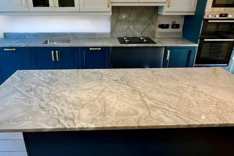 Quartzite Kitchen Islands - Durability, Looks And Ease Of Maintenance For Your Home - The Stone Gallery (2)