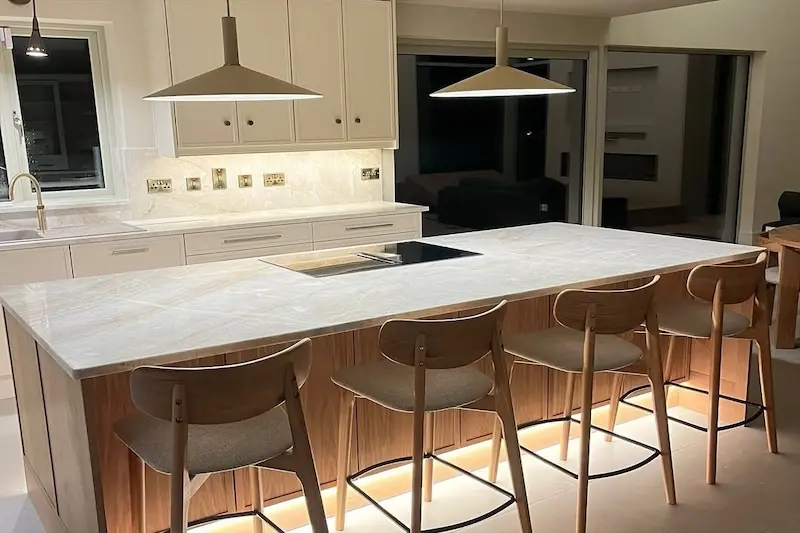 Quartzite Kitchen Islands - Durability, Looks And Ease Of Maintenance For Your Home - The Stone Gallery (5)